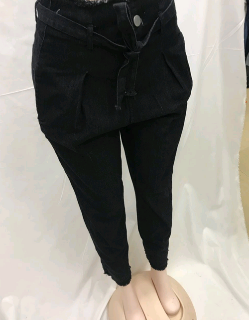 Load image into Gallery viewer, High Waisted Jeans
