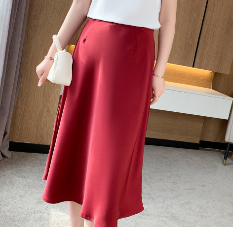 Load image into Gallery viewer, High Waisted Silk Skirt
