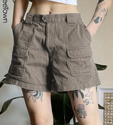 Pockets Stitch Straight Leg Short
