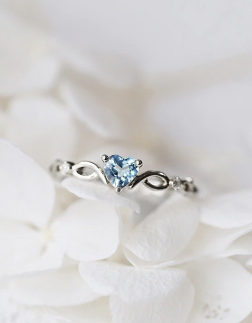 Load image into Gallery viewer, Huitan Simple Heart Ring
