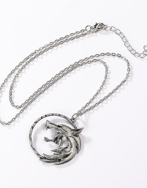 Load image into Gallery viewer, Wild Hunt Round Necklace
