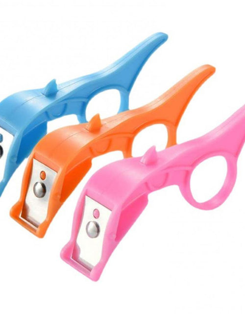 Load image into Gallery viewer, Multifunction 3 In 1 Fruit Peeler
