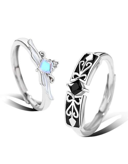 Load image into Gallery viewer, Knight Guardian Princess Crown Couple Rings
