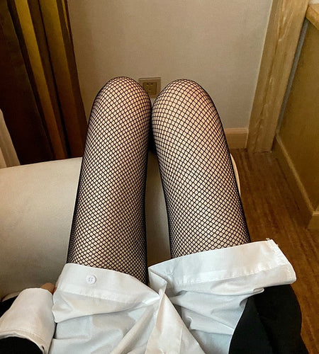 Tights in Fishnet Design