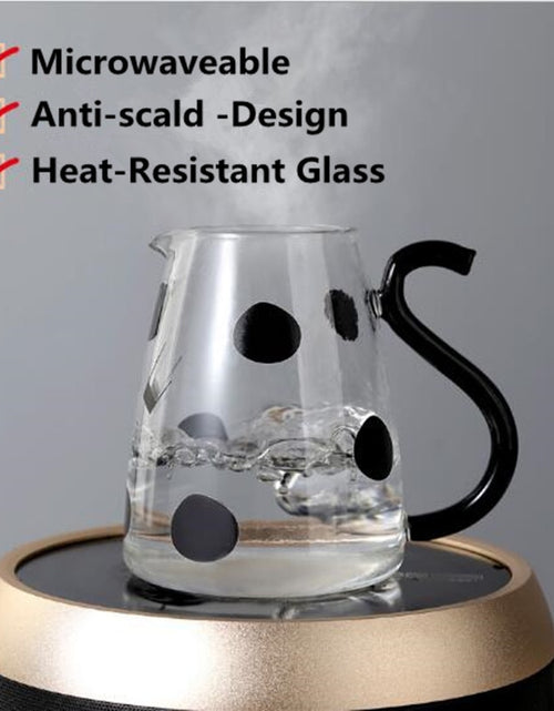 Load image into Gallery viewer, Transparent Borosilicate Glass Jug
