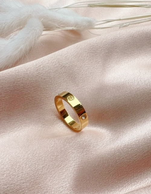 Load image into Gallery viewer, Classic Cross with Stone Rings
