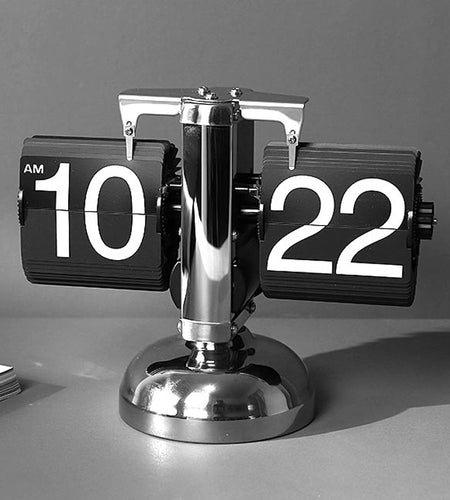 Classical Table Clock